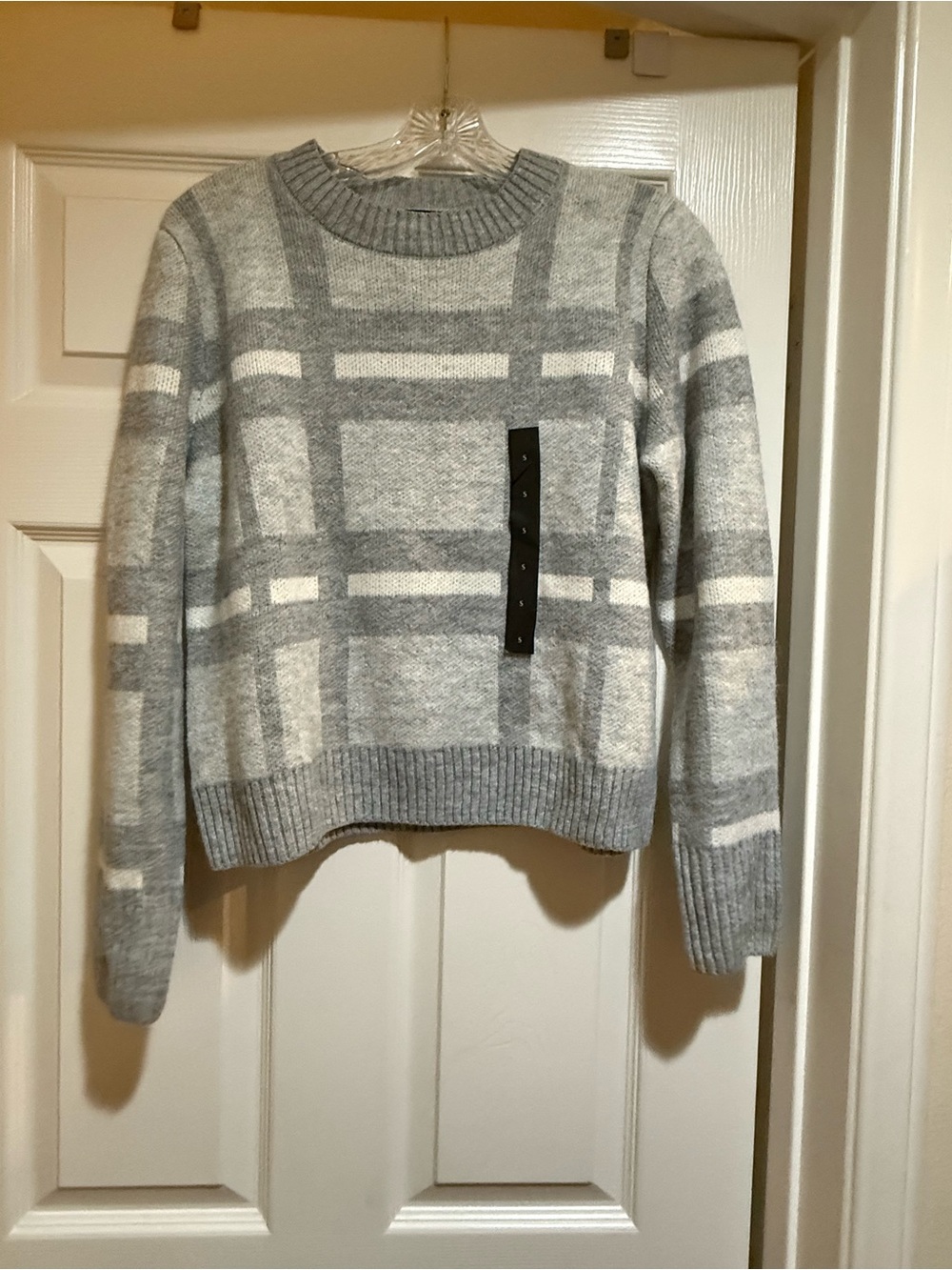 Banana Republic Gray Plaid Crewneck Women's Sweater
